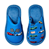 Vrolijke kinderslippers Snelle auto's