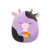 Squishmallows Alexie de paarse koe met gesloten ogen die snoepmaïs vasthoudt, 20 cm