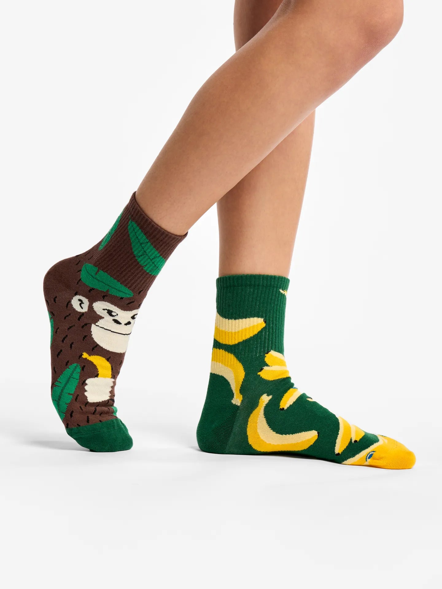 crew-socks-monkey-bananas-2a/2aee5ba0db397cb7082bde707b464f2f3ed4c450