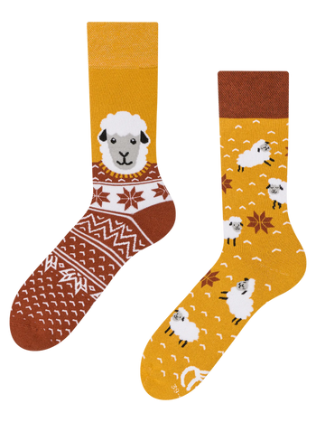 Vrolijke warme sokken Schaap in een trui