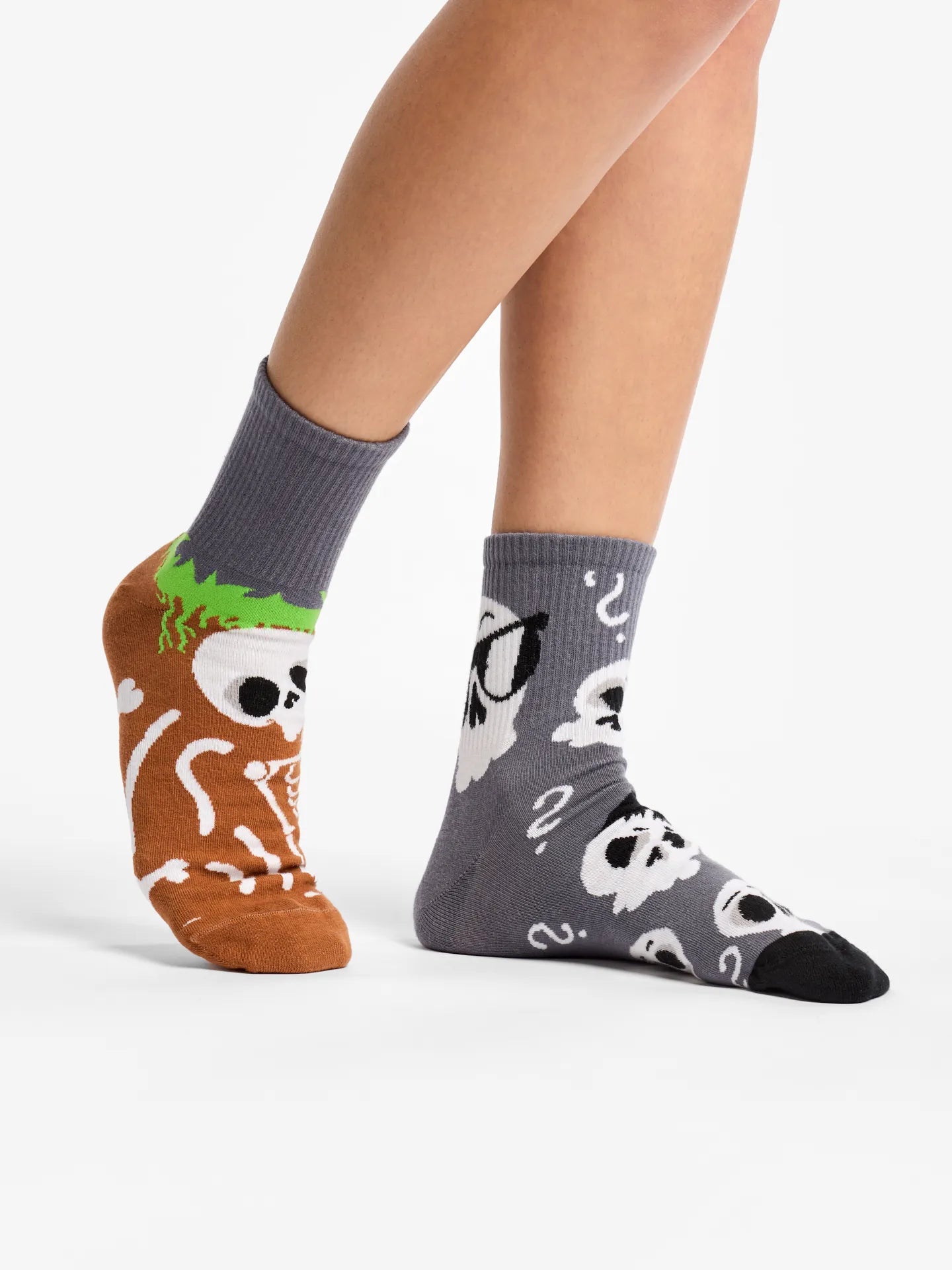 crew-socks-funny-skeletons-3c/3c895c9752e09282c14ece01ccac84e897048ffa