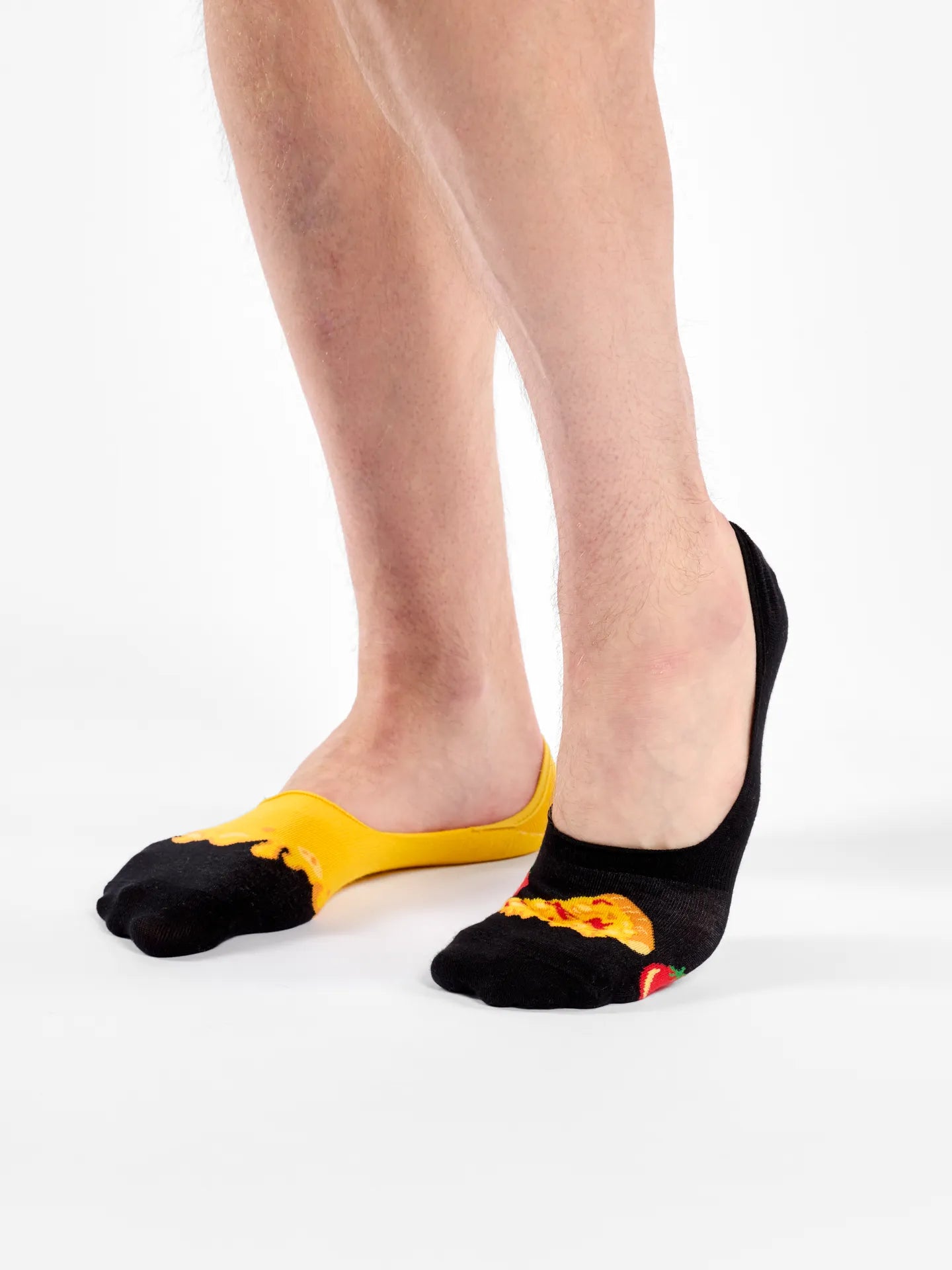 no-show-socks-cheese-pizza-5a/5adfca88a7cbf869b65552a05fe78c9f77fe46aa