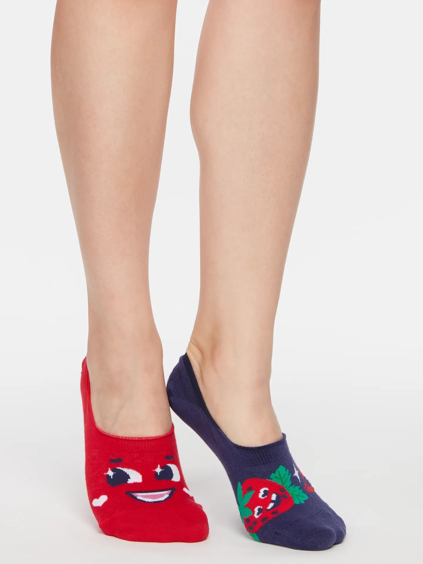 no-show-socks-happy-strawberries-7a/7afda0642506d7c09b1096f164ebbe5917f5274c