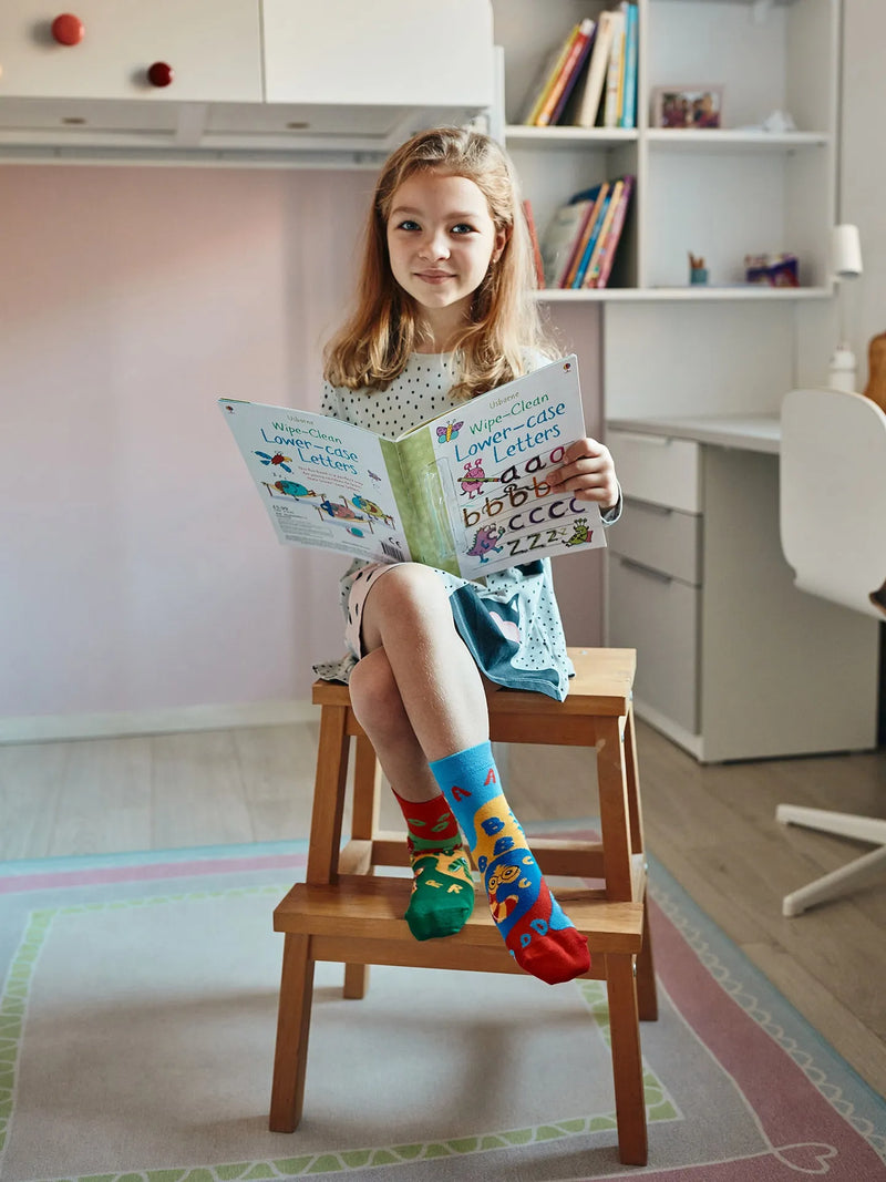kids-socks-first-letters-84/84f749a2234f574aa9c1928c05a31dea6d830e97