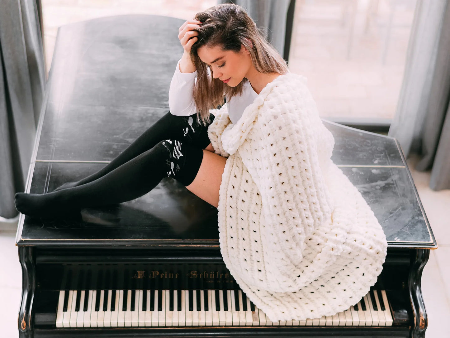 over-the-knee-socks-music-95/9560d607216ed0c42ccacad56804c5b23767ed93
