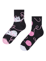 crew-socks-cat-ball-02-b3/b328a813402d59ca2fa48a07c6d198df47800ffb