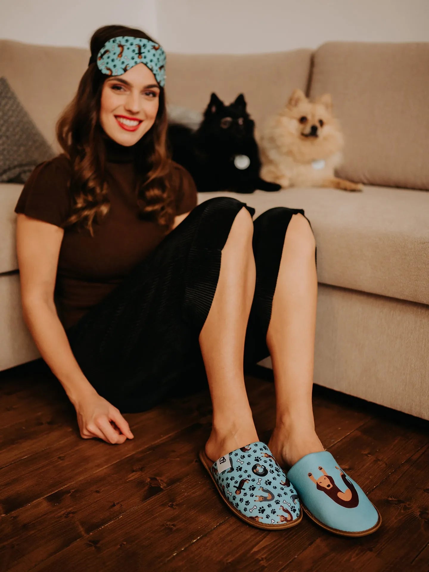 slippers-dachshund-d2/d2d9443c04c0d5aa9b8b03f2f9ce7bdd427107e3