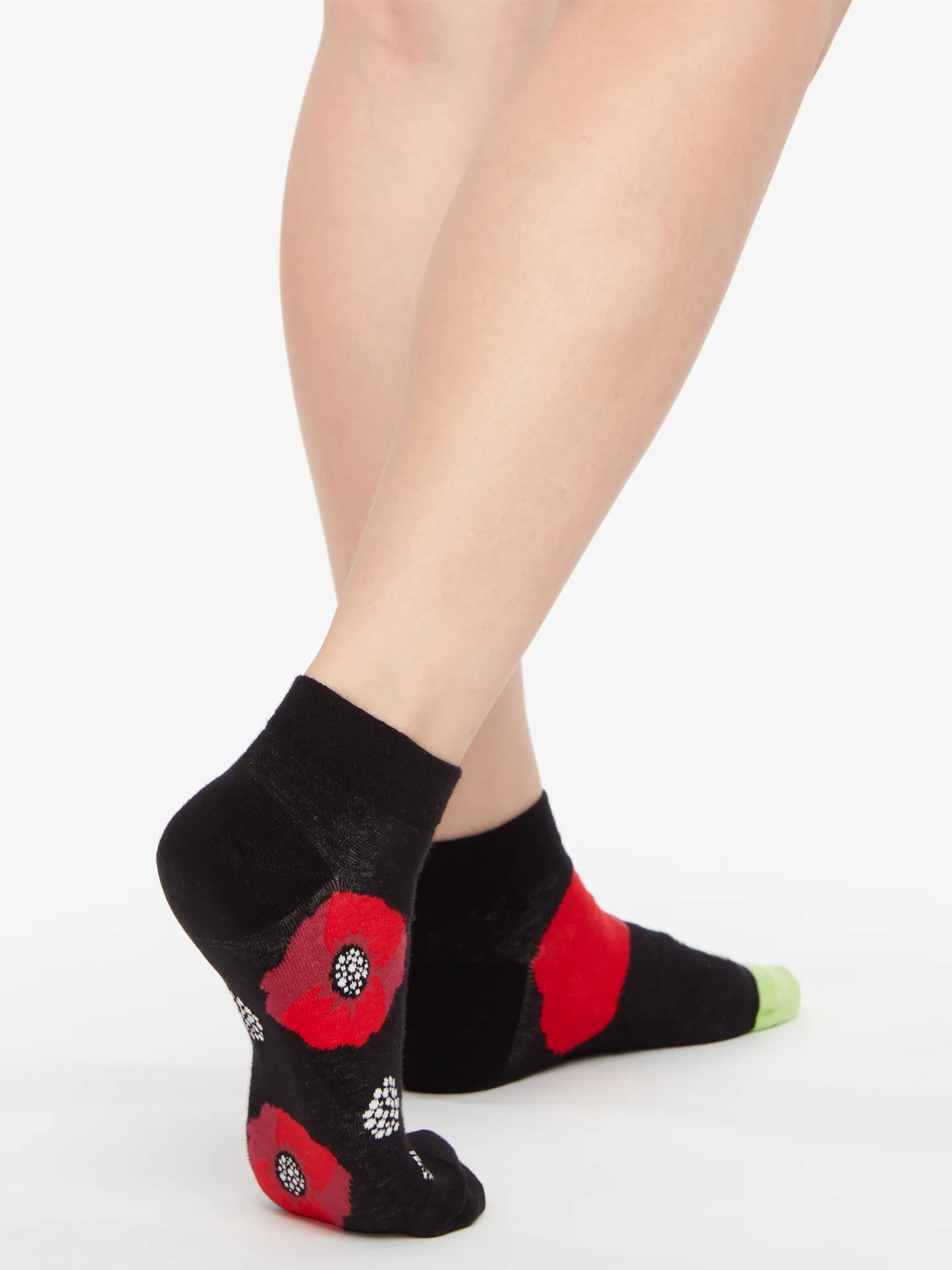ankle-socks-poppy-flower-f4/f4589b7b04c143686625ffc27606ff0e7f069a6e