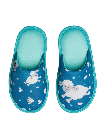 Vrolijke kinderslippers Schapen en wolken